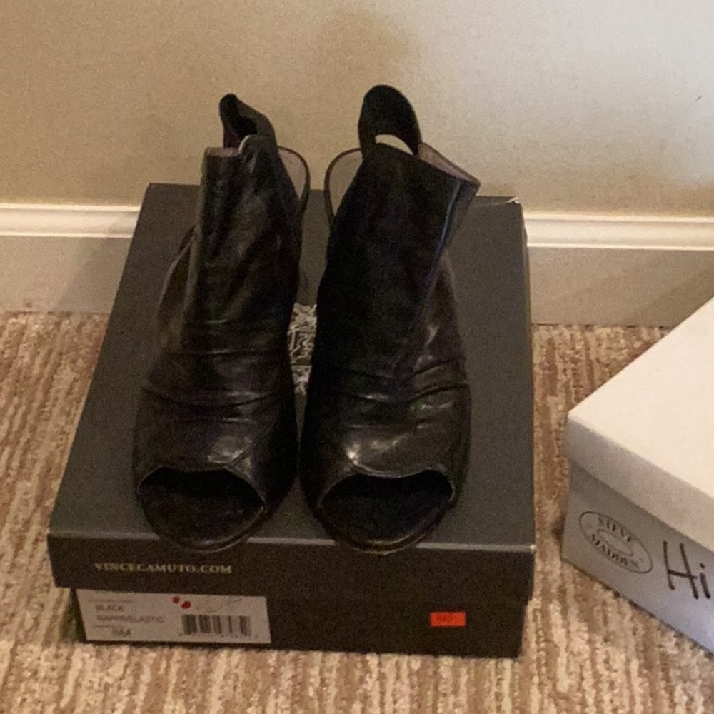 Shoe peep toe black